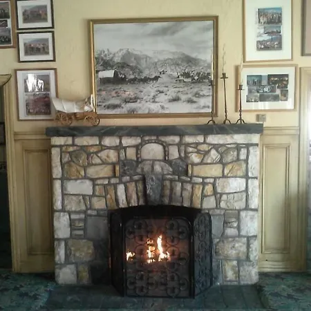Dow Villa Motel-2